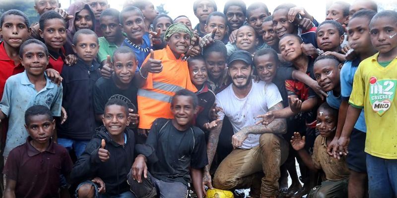 Beckham thường xuyên tham gia các dự án từ thiện tại Châu Á, Châu Phi